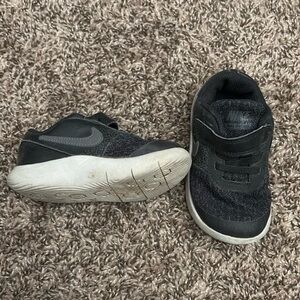 Nike toddler boys sneakers